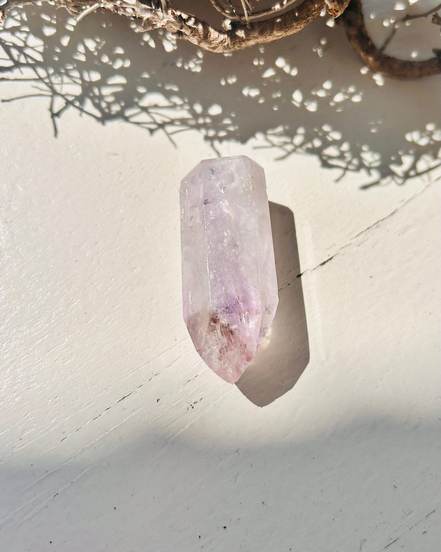 Gebohrte Amethyst-Rauchquarz-Kristalle