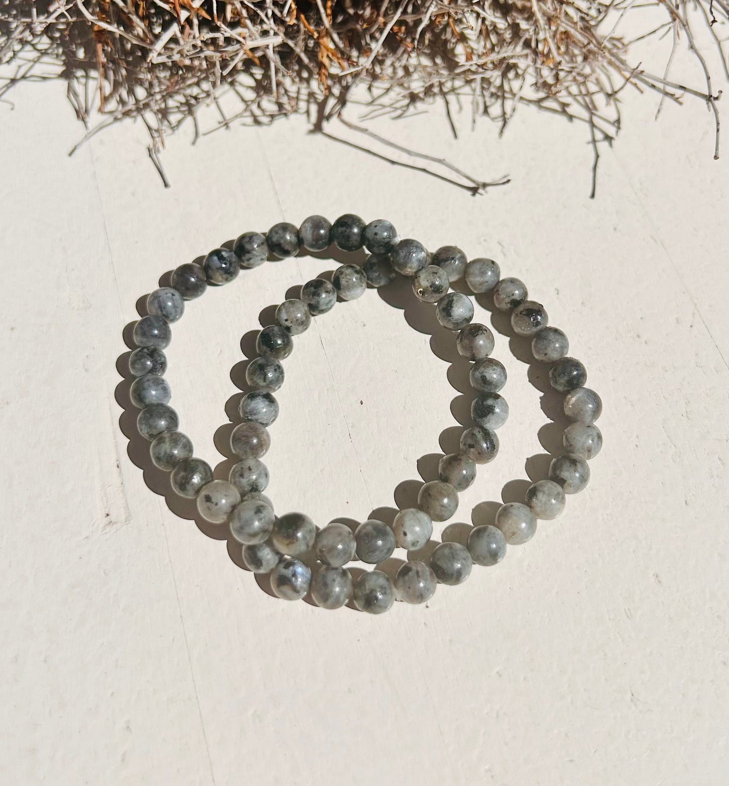 Larvikit Armband