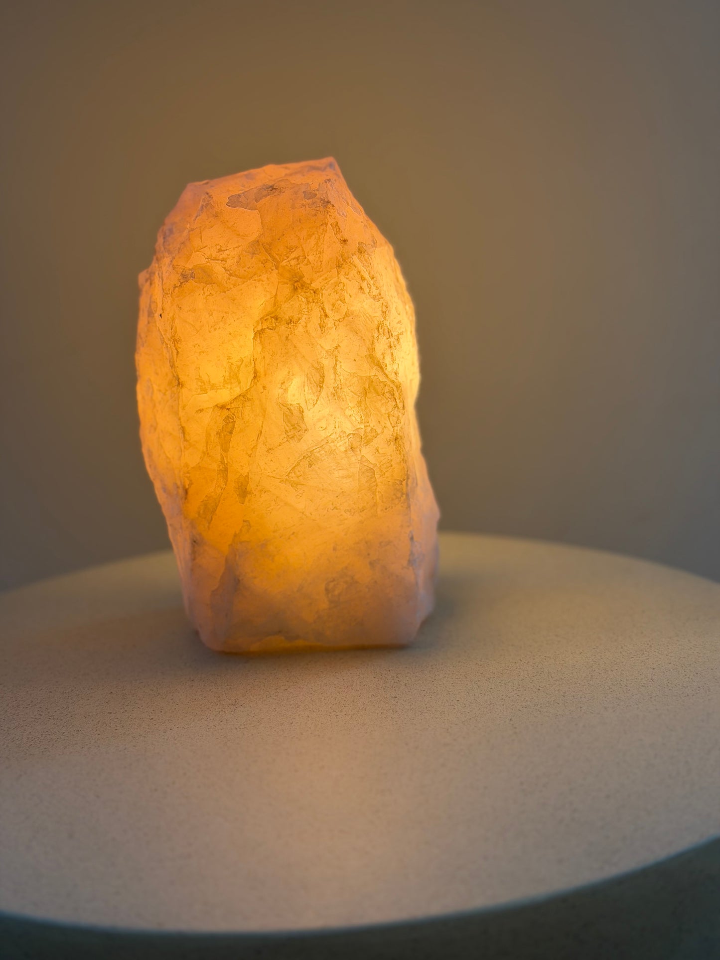 Kristalllampe aus Amethyst, Rosenquarz oder Bergkristall – natürliche Edelstein-Lampe