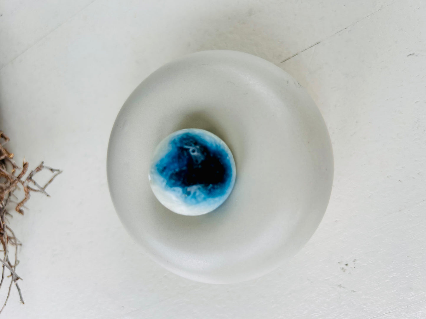 Blue Ice Crystal Kugel (Glacèrite)