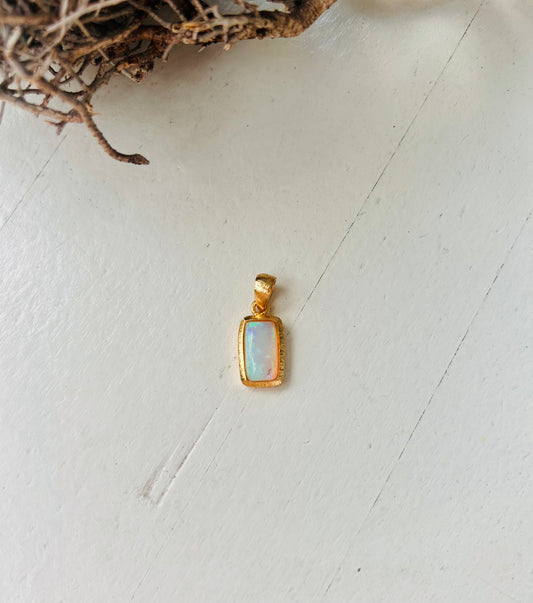 Opal Anhänger – vier Einzelstücke