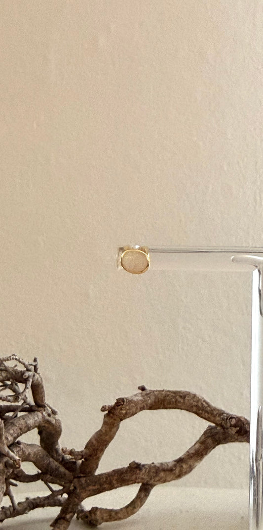 The Whisper Studs – Opal Ohrstecker