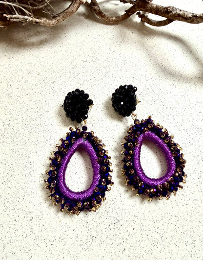 NOIRÉ – facettierte Statement-Ohrringe (Unikat)