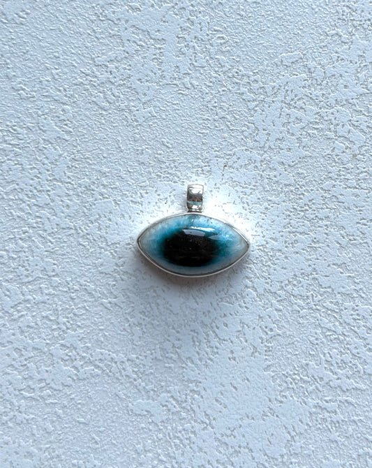 Blue Eyes Crystal – Anhänger  |  Einzelstück