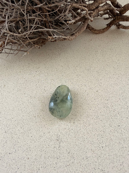 Gebohrte Heilsteine – Anhänger für deine Kette