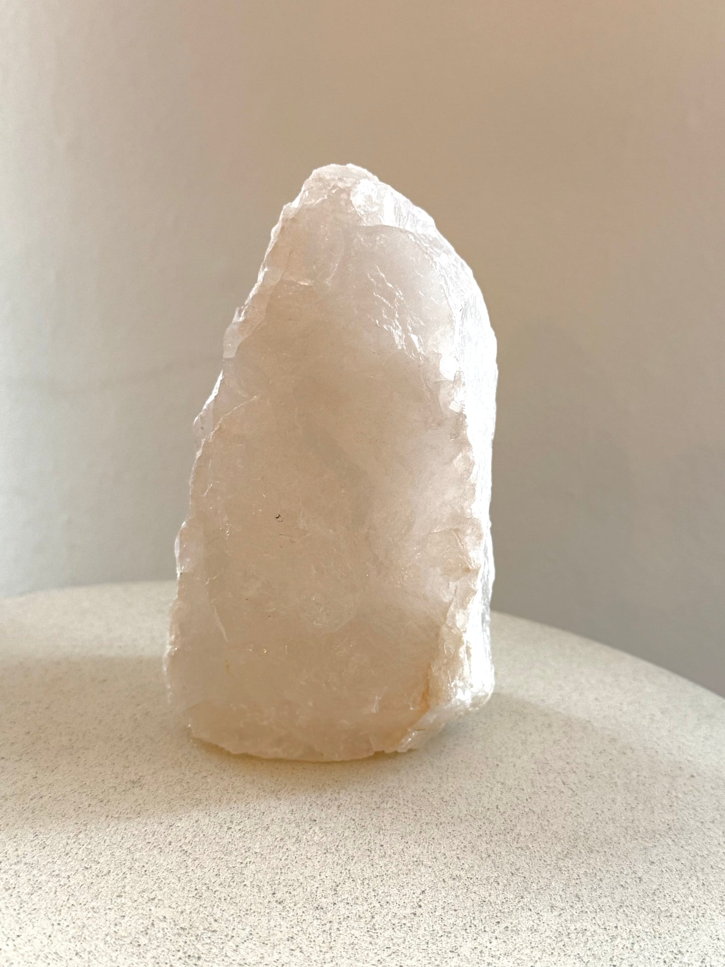 Kristalllampe aus Amethyst, Rosenquarz oder Bergkristall – natürliche Edelstein-Lampe