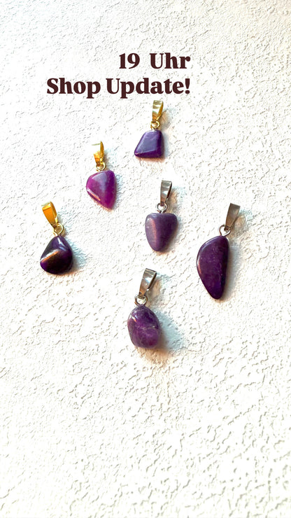 Sugilith – Anhänger