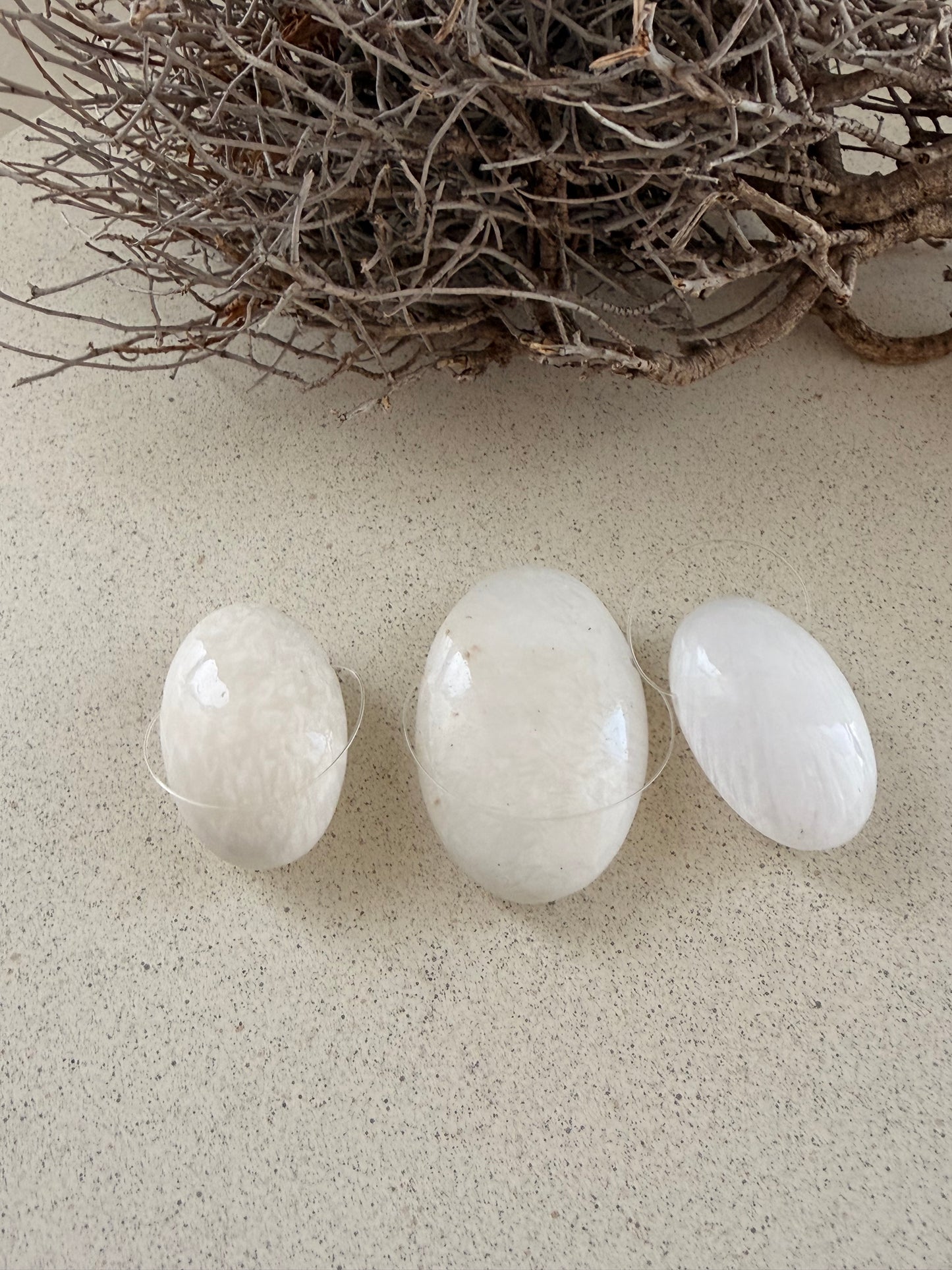 Gebohrte Heilsteine – Anhänger für deine Kette