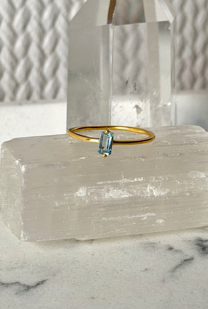 Golden Ballroom | Ring Collection