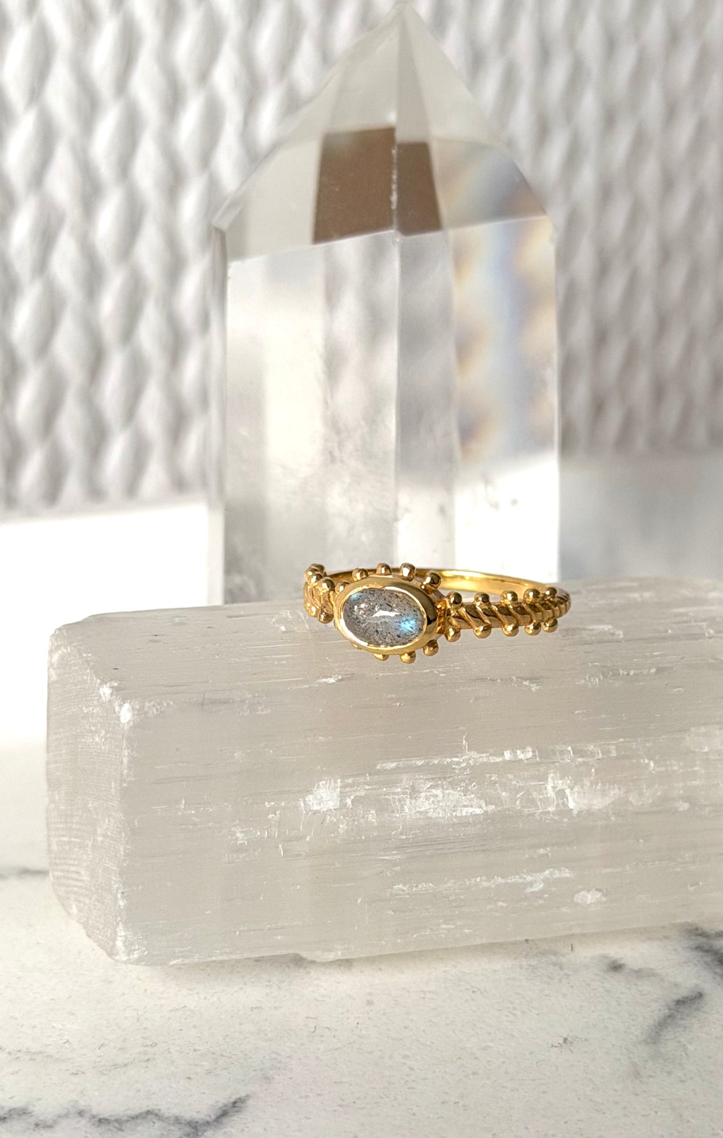 Golden Ballroom | Ring Collection