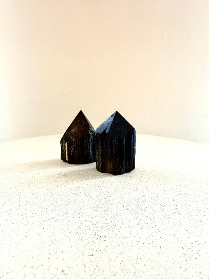 Schwarzer Turmalin – Rohspitze