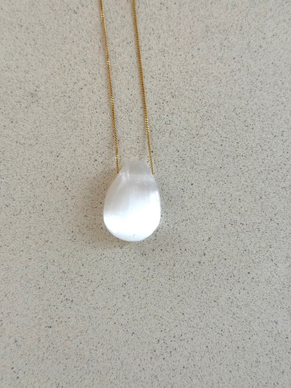 Gebohrter Selenit – Anhänger