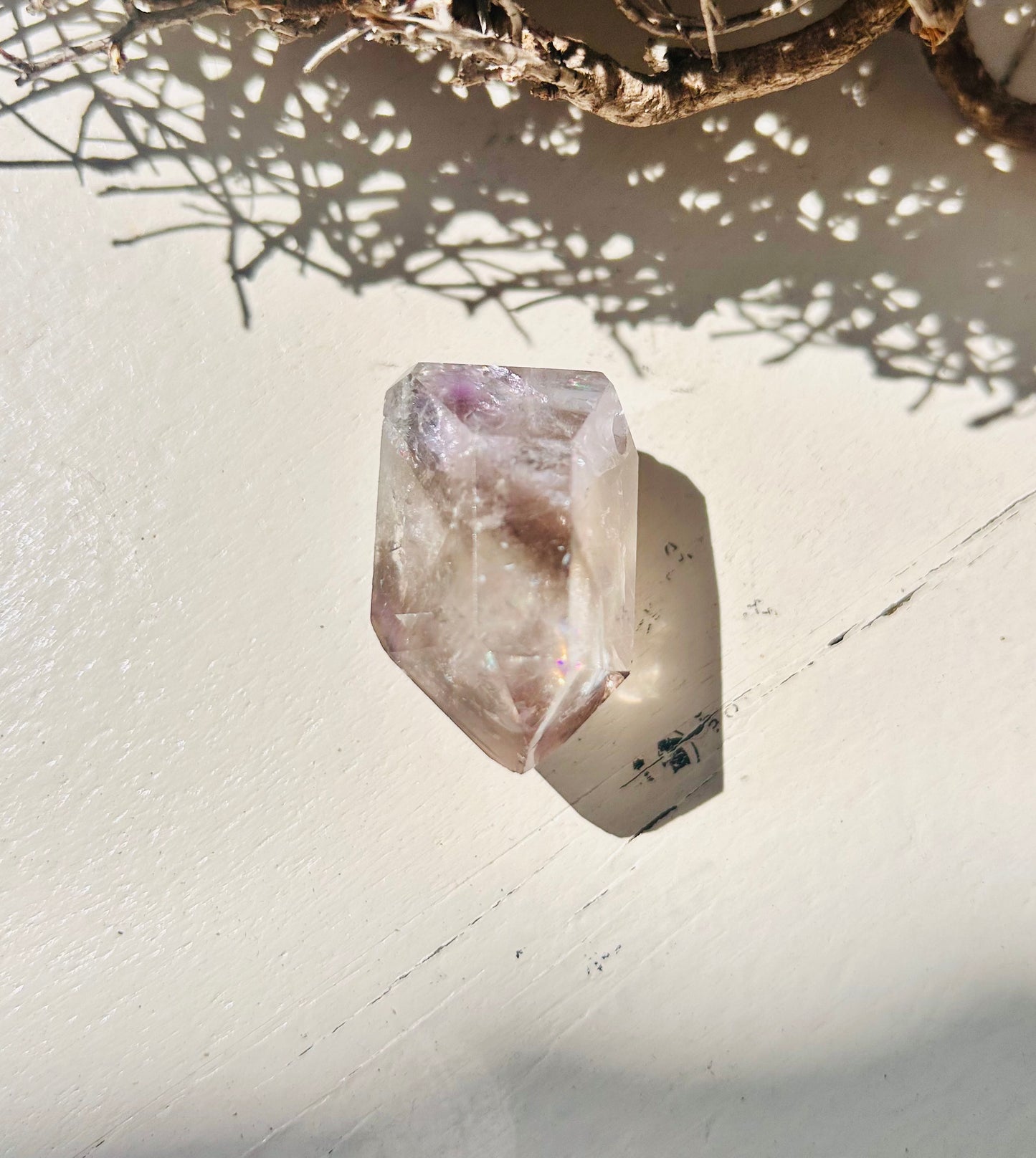 Gebohrte Amethyst-Rauchquarz-Kristalle