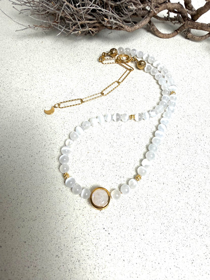 Lumen · Selenit & Regenbogen-Mondstein Collier | Limited Edition