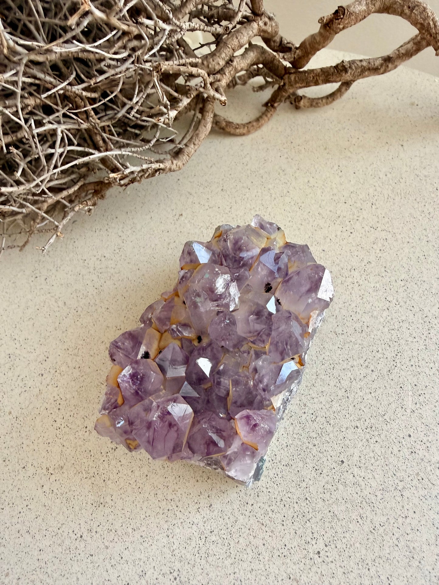 Helles Amethyst-Drusenstück