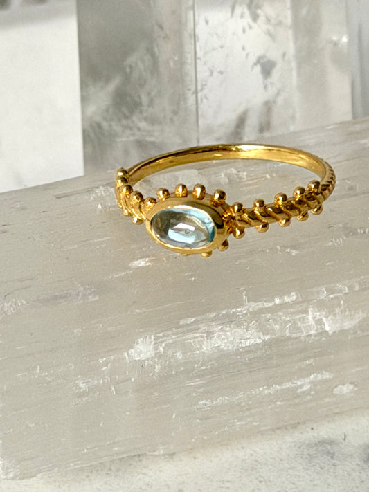 Golden Ballroom | Ring Collection