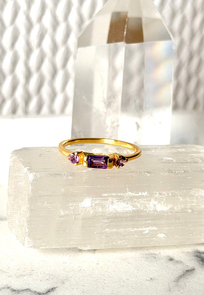 Golden Ballroom | Ring Collection