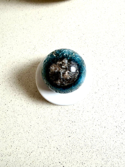 Blue Ice Crystal Kugel (Glacèrite)