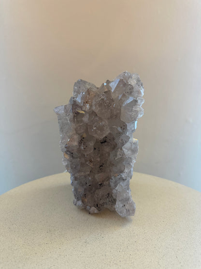 Kristalllampe aus Amethyst, Rosenquarz oder Bergkristall – natürliche Edelstein-Lampe