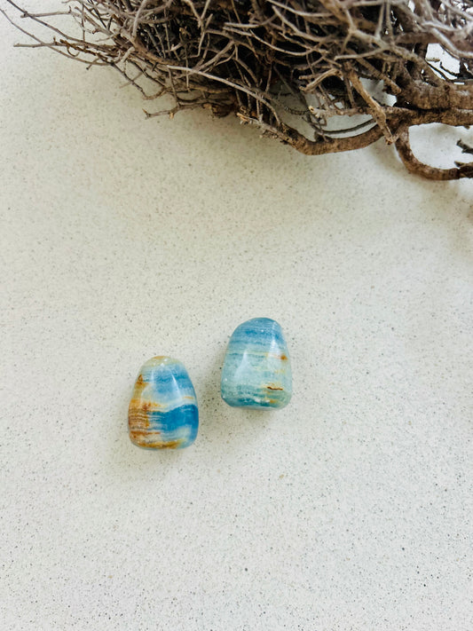 Aragonit Trommelstein gebohrt