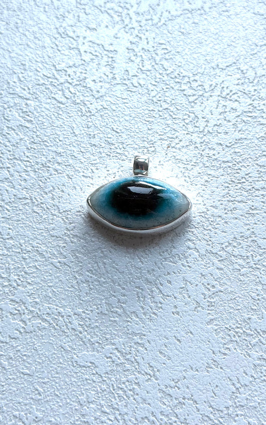 Blue Eyes Crystal – Anhänger  |  Einzelstück