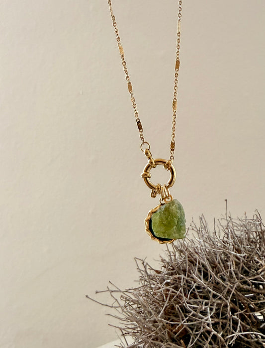 Golden Hive - Peridot Kette  |  Einzelstücke