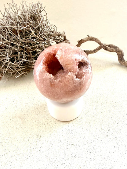 Pink Amethyst Kugel · Einzelstück