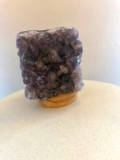 Kristalllampe aus Amethyst, Rosenquarz oder Bergkristall – natürliche Edelstein-Lampe