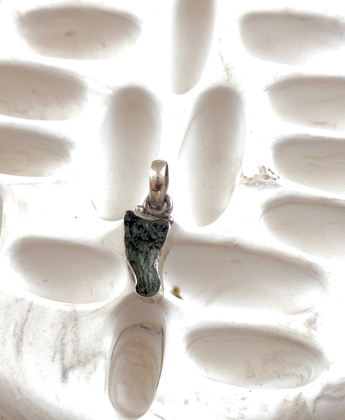 Moldavit Anhänger | Verschiedene Größen