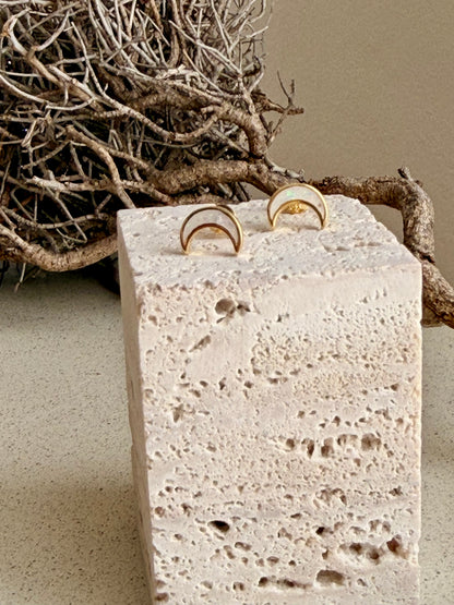 The Moon Whisper – Opal Ohrstecker
