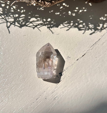 Gebohrte Amethyst-Rauchquarz-Kristalle