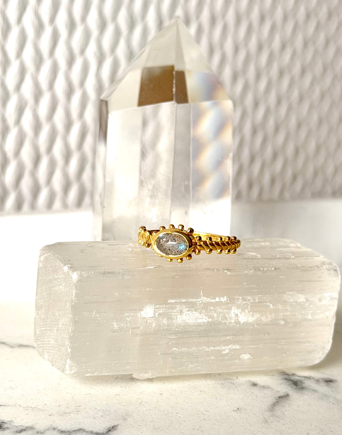 Golden Ballroom | Ring Collection