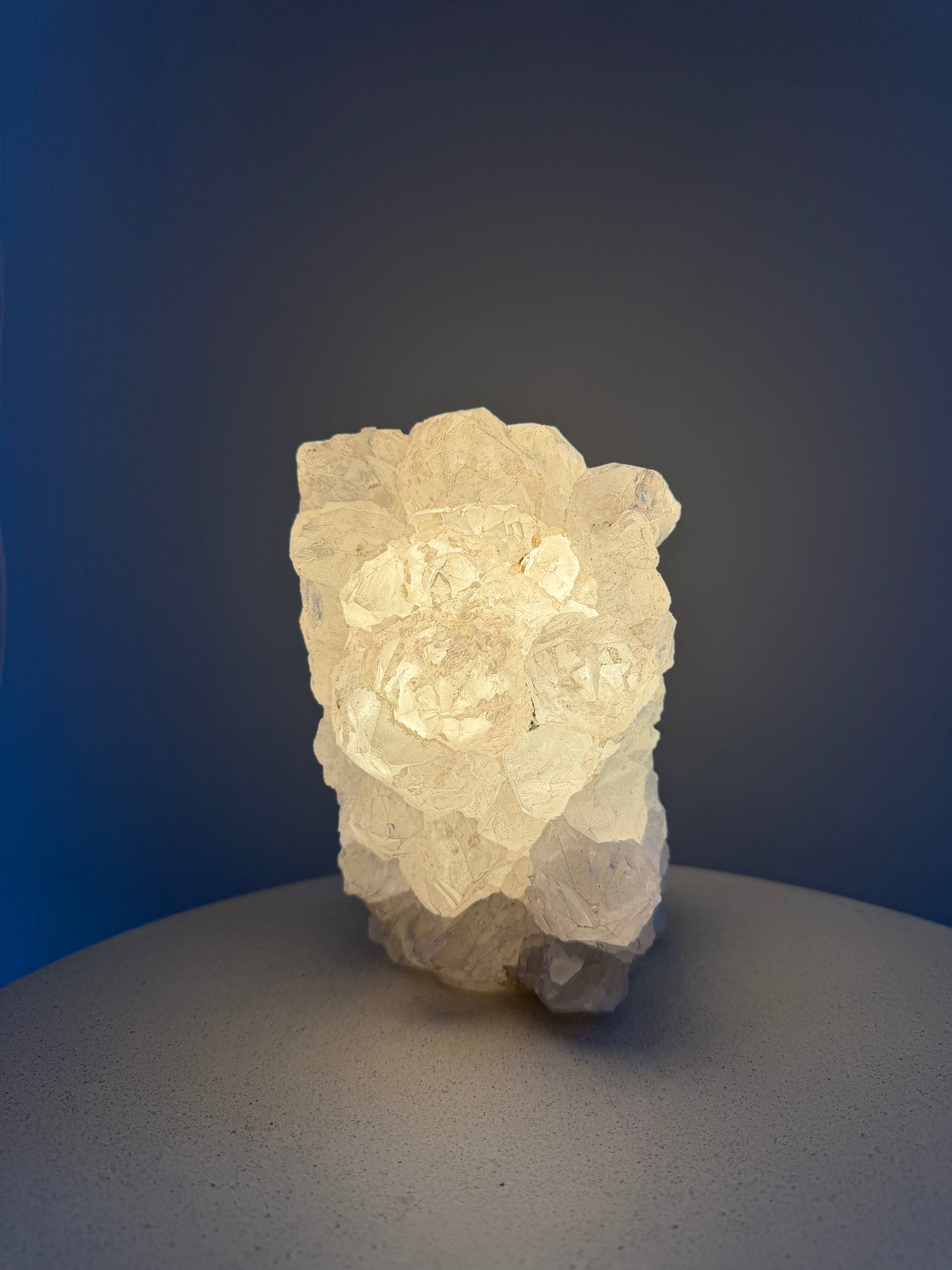 Kristalllampe aus Amethyst, Rosenquarz oder Bergkristall – natürliche Edelstein-Lampe