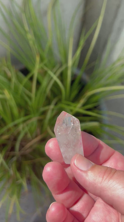Gebohrte Amethyst-Rauchquarz-Kristalle
