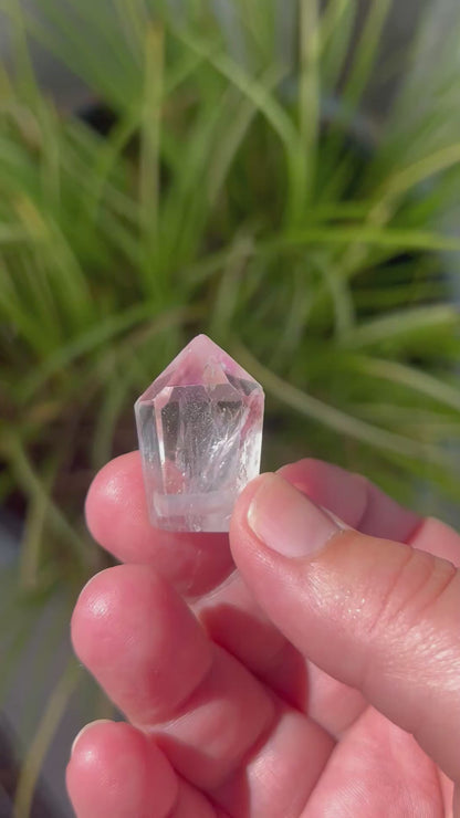 Gebohrte Amethyst-Rauchquarz-Kristalle