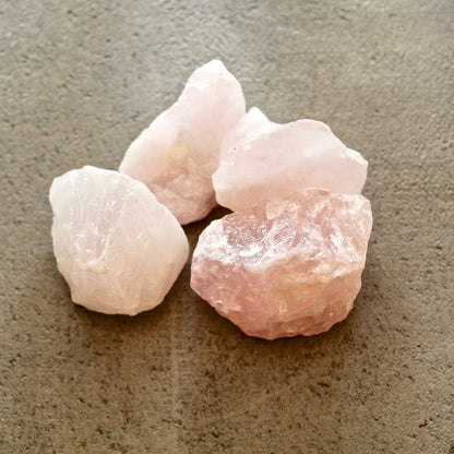 Rosenquarz Rohkristall